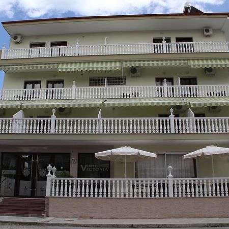 Viktoria Hotel Paralía Dış mekan fotoğraf